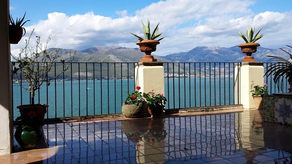 Il Vecchio E Il Mare Bed & Breakfast Gaeta Exterior photo