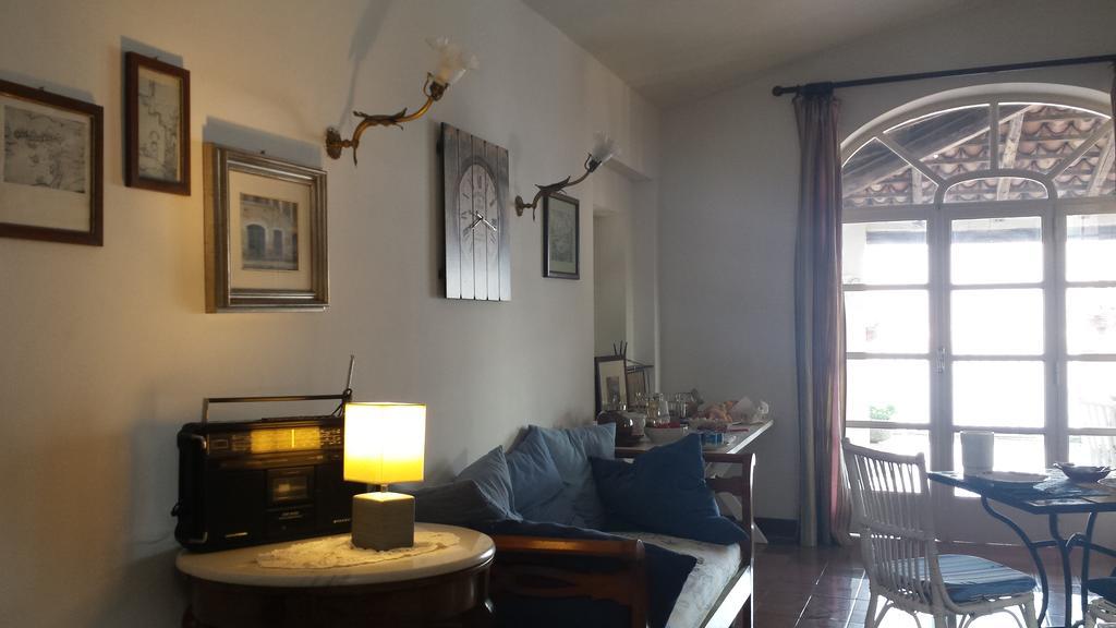 Il Vecchio E Il Mare Bed & Breakfast Gaeta Exterior photo